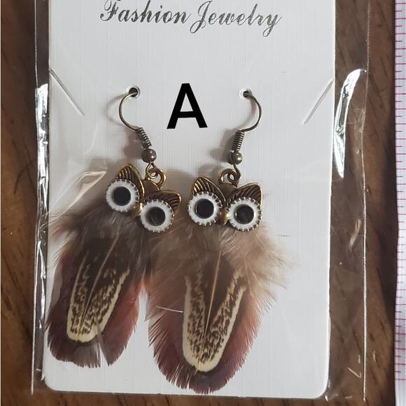 owl feather festival boho earrings - Picture 4 of 5